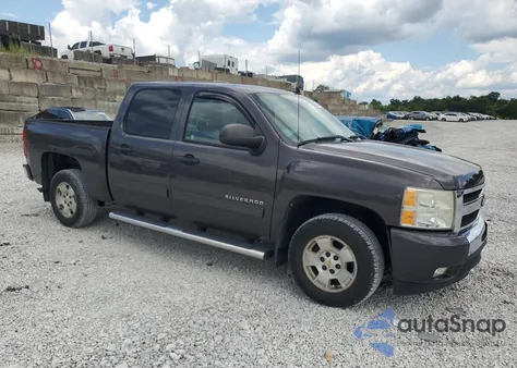 2010 Chevrolet Silverado C1500 Lt from USA, damaged, VIN 3GCRCSE03AG287995